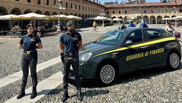 I controlli sono stati effettuati dalla Guardia di Finanza di Vigevano