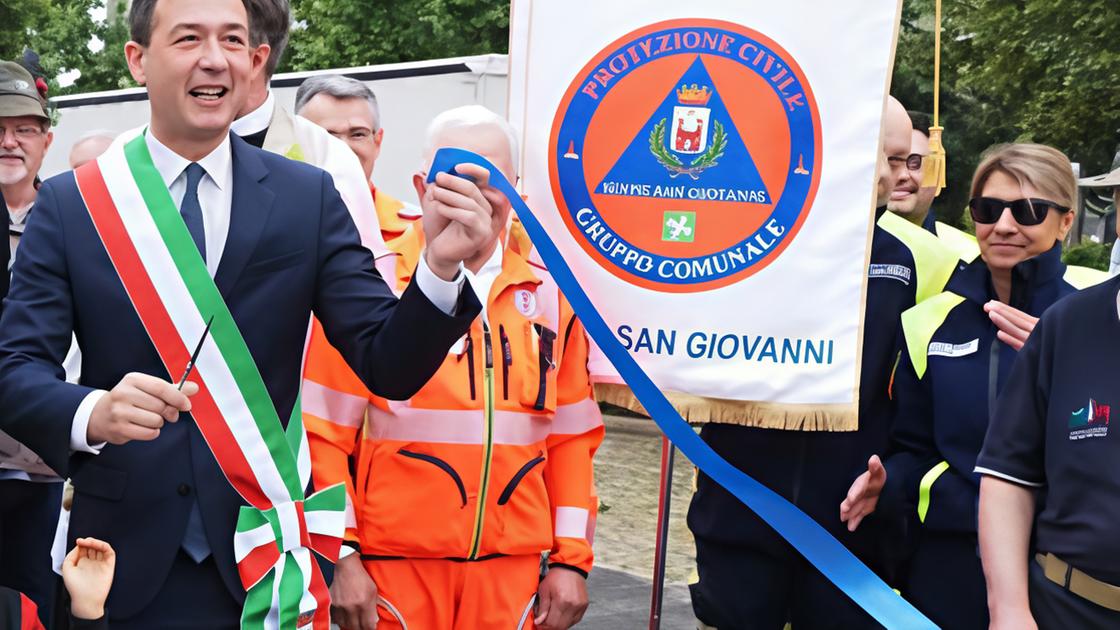 “W don Gi. Ti vogliamo bene”: a Cascina Gatti il nuovo piazzale è stato intitolato a don Gianfranco Redaelli