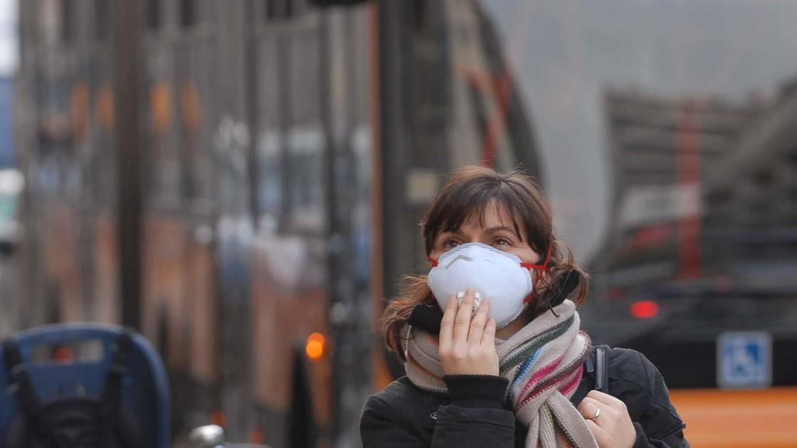 Smog alle stelle. Da oggi scatta lo stop ai diesel