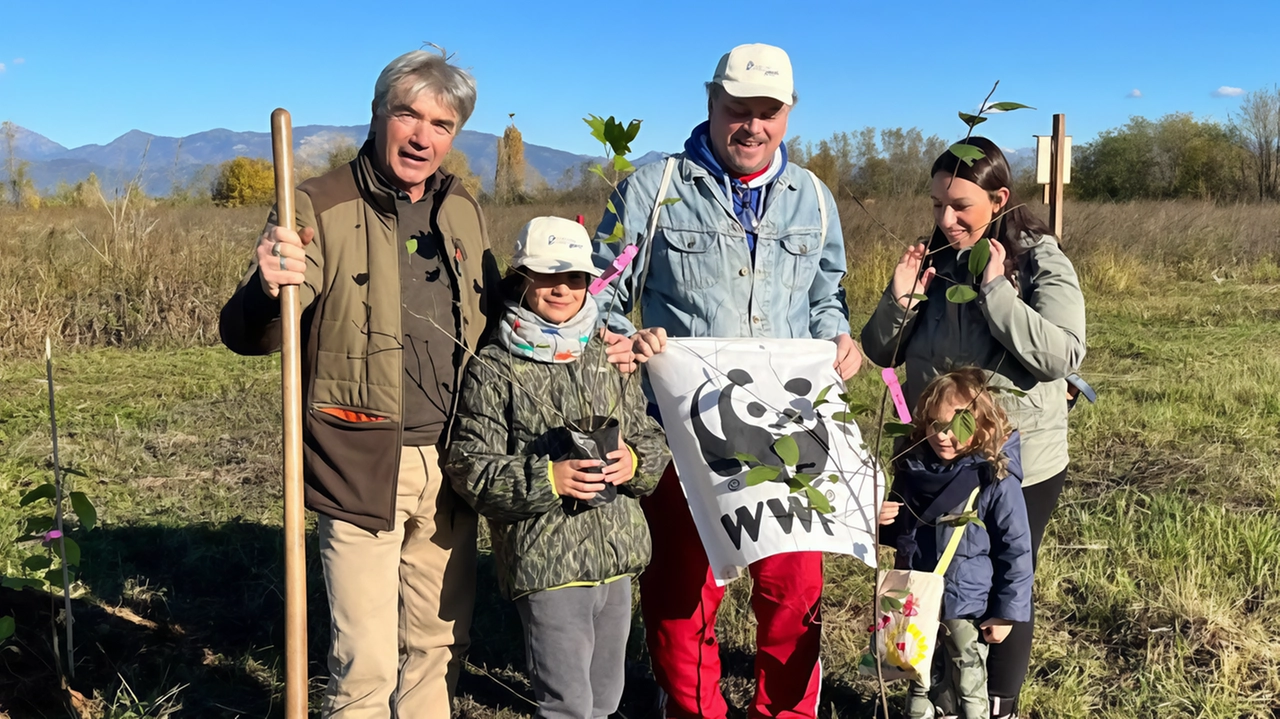 Lo storico volto del Wwf, Panda d’oro nel 2006, padre delle Foppe festeggia l’impegno nel salvataggio dell’area degradata sulla Monza-Trezzo diventata un’oasi a livello europeo.