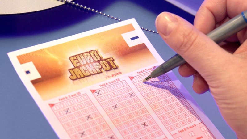 Eurojackpot è un concorso internazionale a premi con estrazione ogni martedì e venerdì