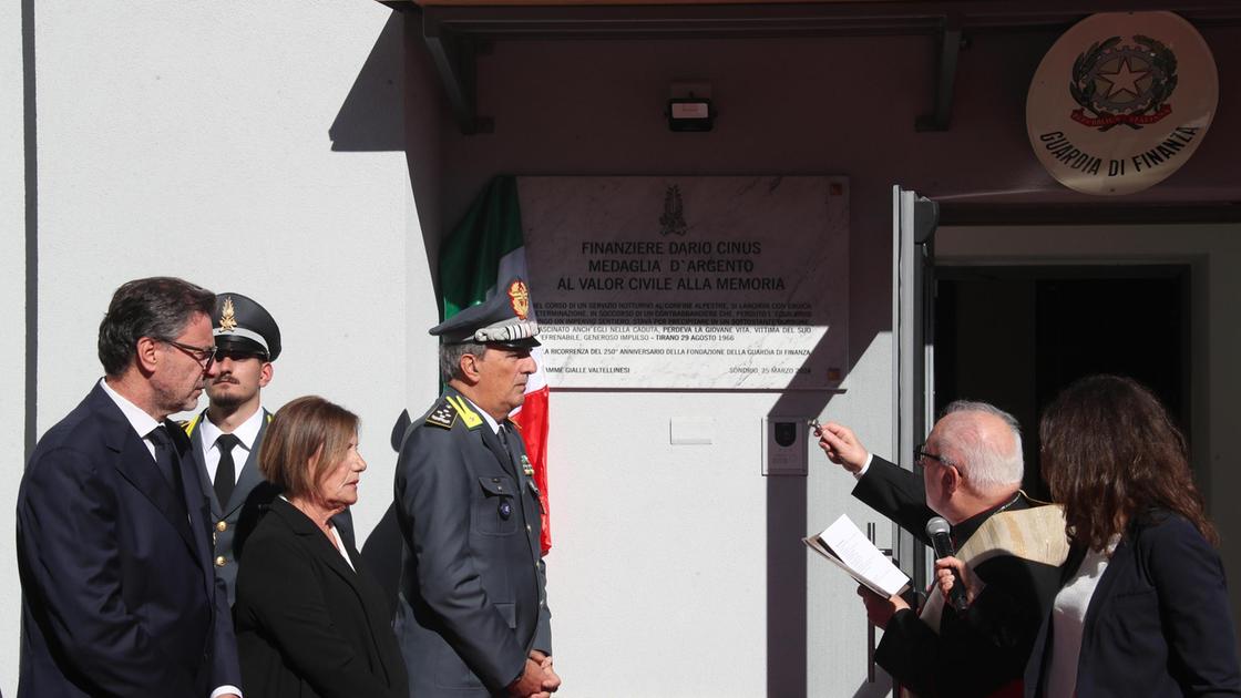 "Questa caserma è un simbolo. Indica trasparenza e giustizia"