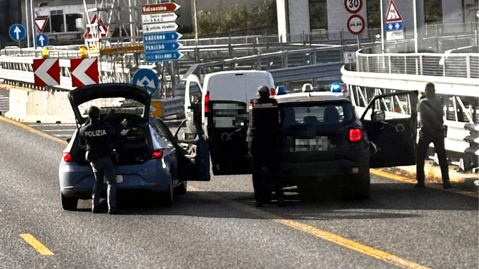 Tenta di svaligiare Crédit Agricole a Castione, poi la fuga e la sparatoria. In ospedale per due proiettili