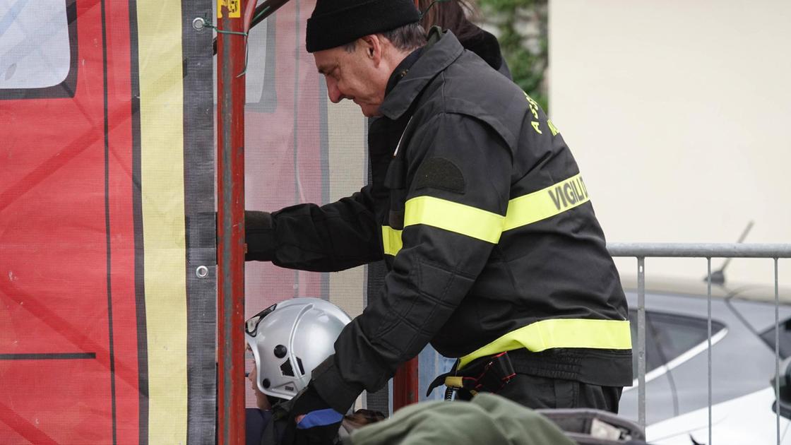 Cabina in fiamme nei sotterranei. Evacuato il cinema multisala