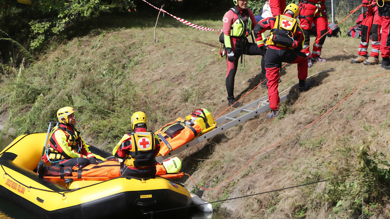 La gara regionale di primo soccorso con le squadre dei comitati lombardi della Croce Rossa. In varie zone della città creati sette scenari di maxi emergenze con comparse e veri volontari.