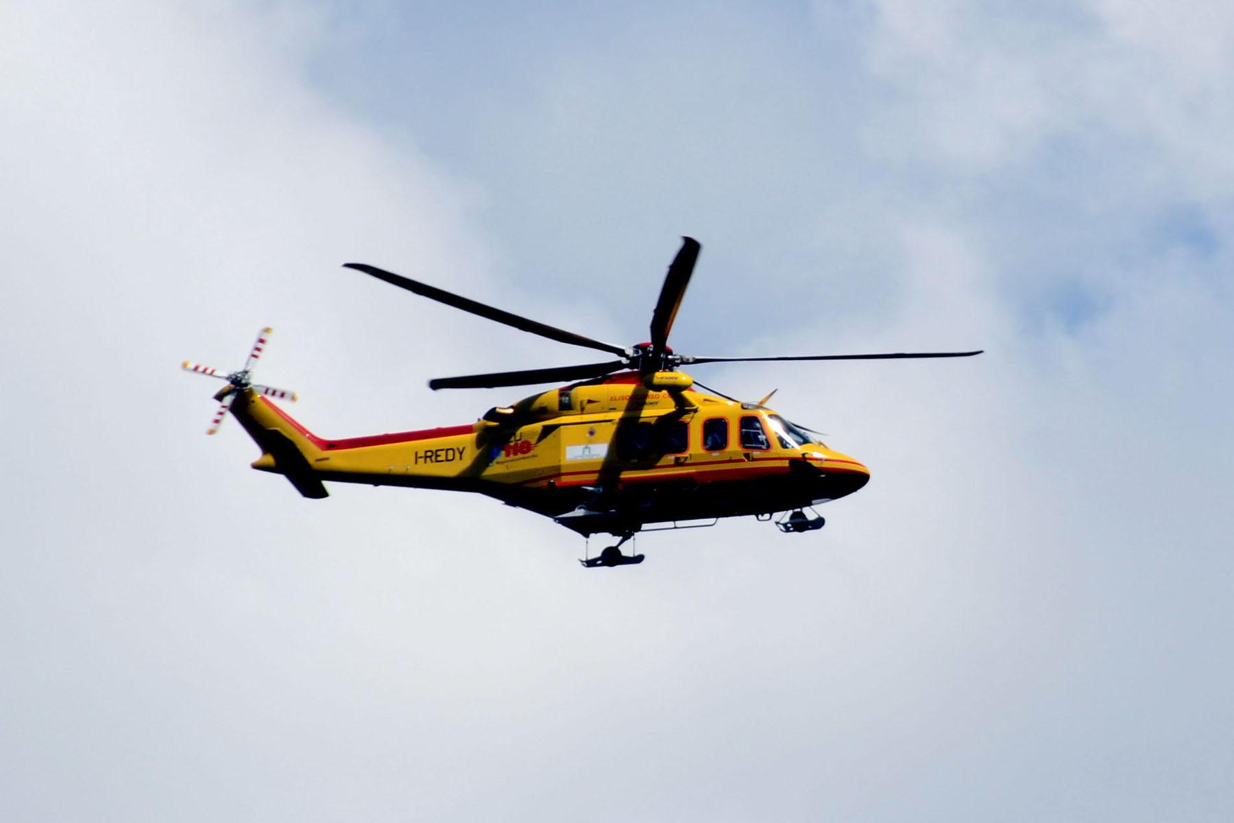 Gazzaniga, in bici cade sul sentiero per il Monte Poieto: 55enne in ospedale