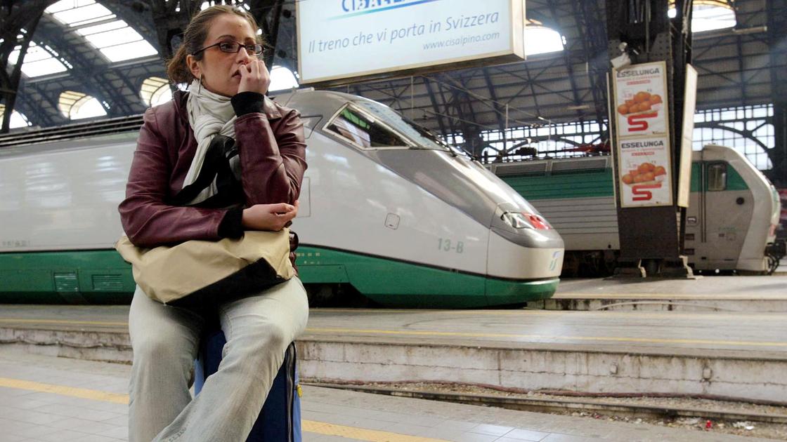 Sciopero treni venerdì 29 novembre 2024 in Lombardia: linee coinvolte, orari e info utili