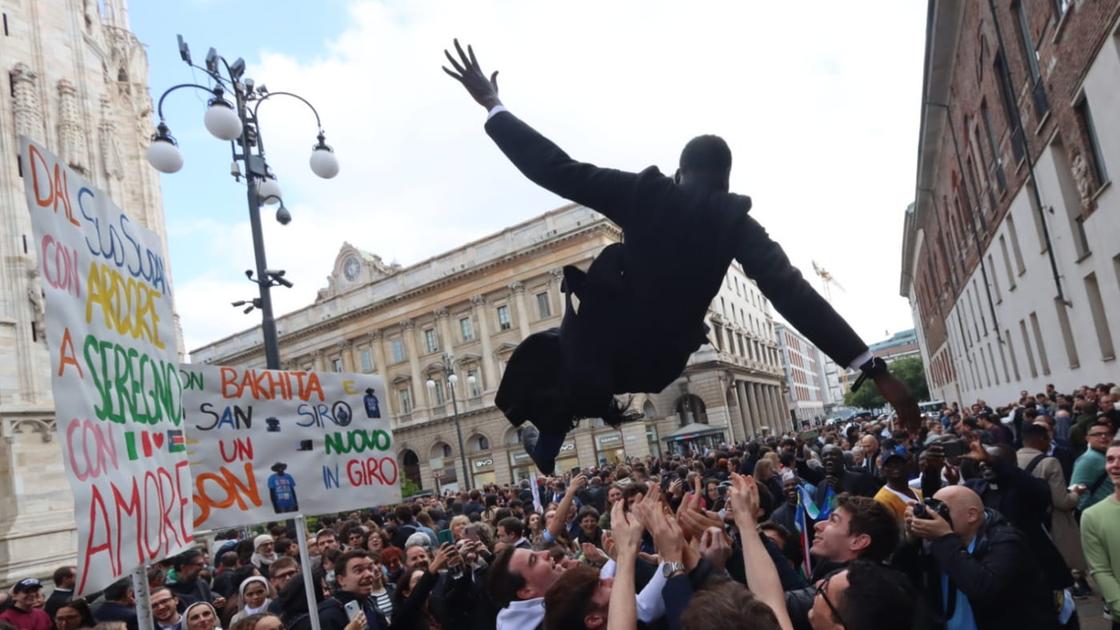 L’arcivescovo Delpini ordinati diaconi 11 seminaristi: festa in Duomo a Milano