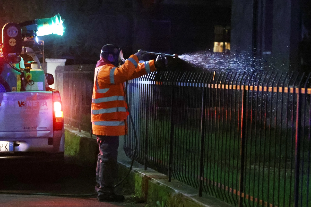 Una disinfestazione da dengue a Brescia