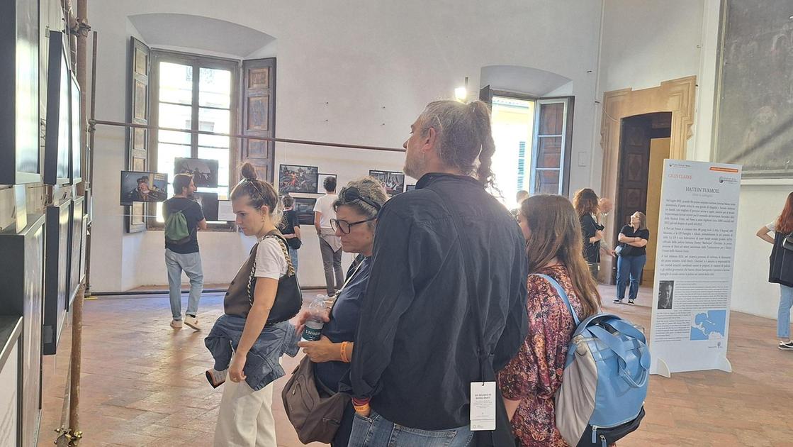 Gli scatti che fanno pensare. Festival delle foto etiche: "Un successo per la città"