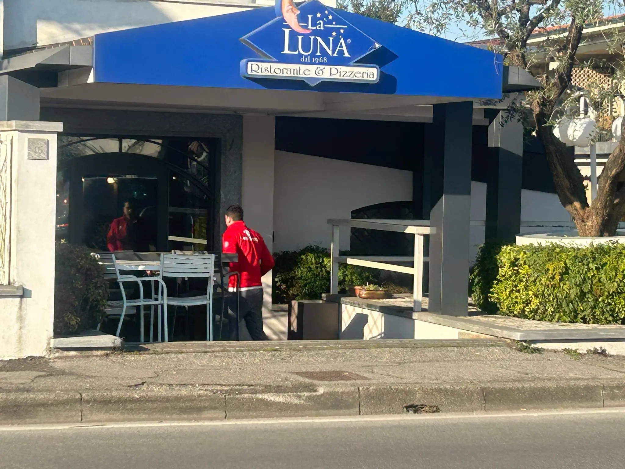 Crema, al posto della “Luna” un ristorante asiatico: chiude la storica pizzeria in centro