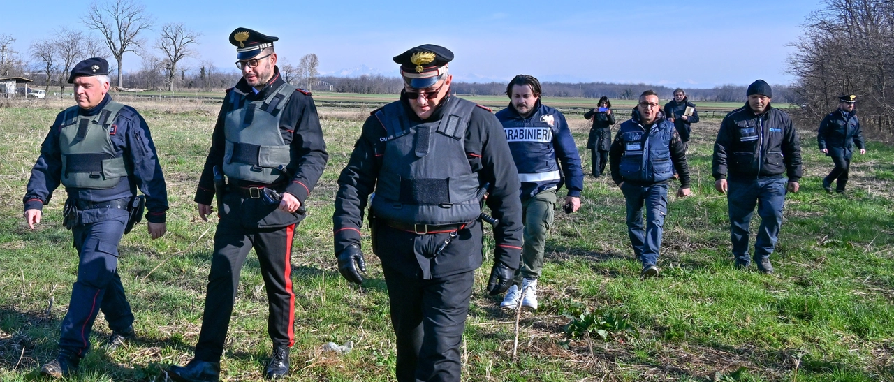 Il cadavere trovato a Santo Stefano ha un nome: è il re dei boschi della droga. È stato ucciso a fucilate