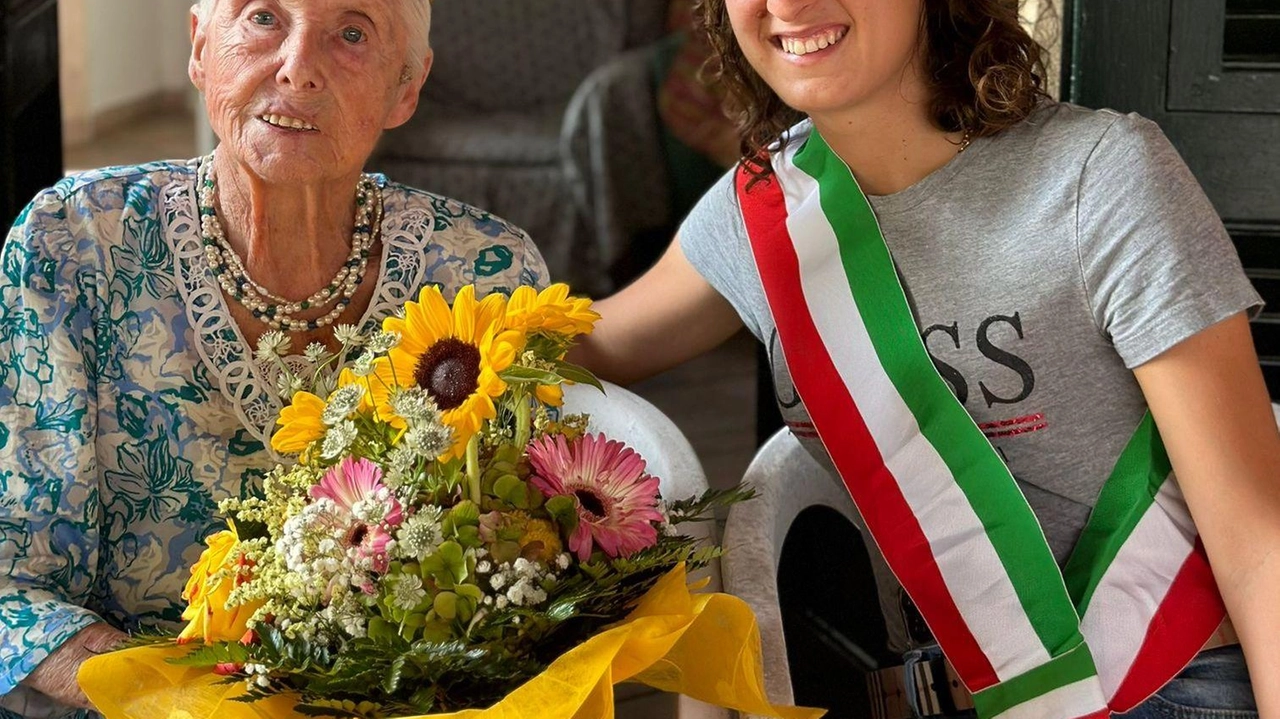 Il Comune di Rivanazzano ha festeggiato le cento candeline della signora Liliana Malaspina. A celebrarla il figlio, la nuora e...