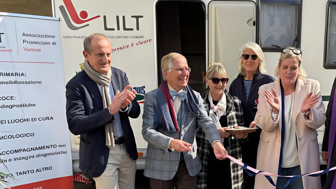 Il camper Lilt. Visite gratuite di prevenzione