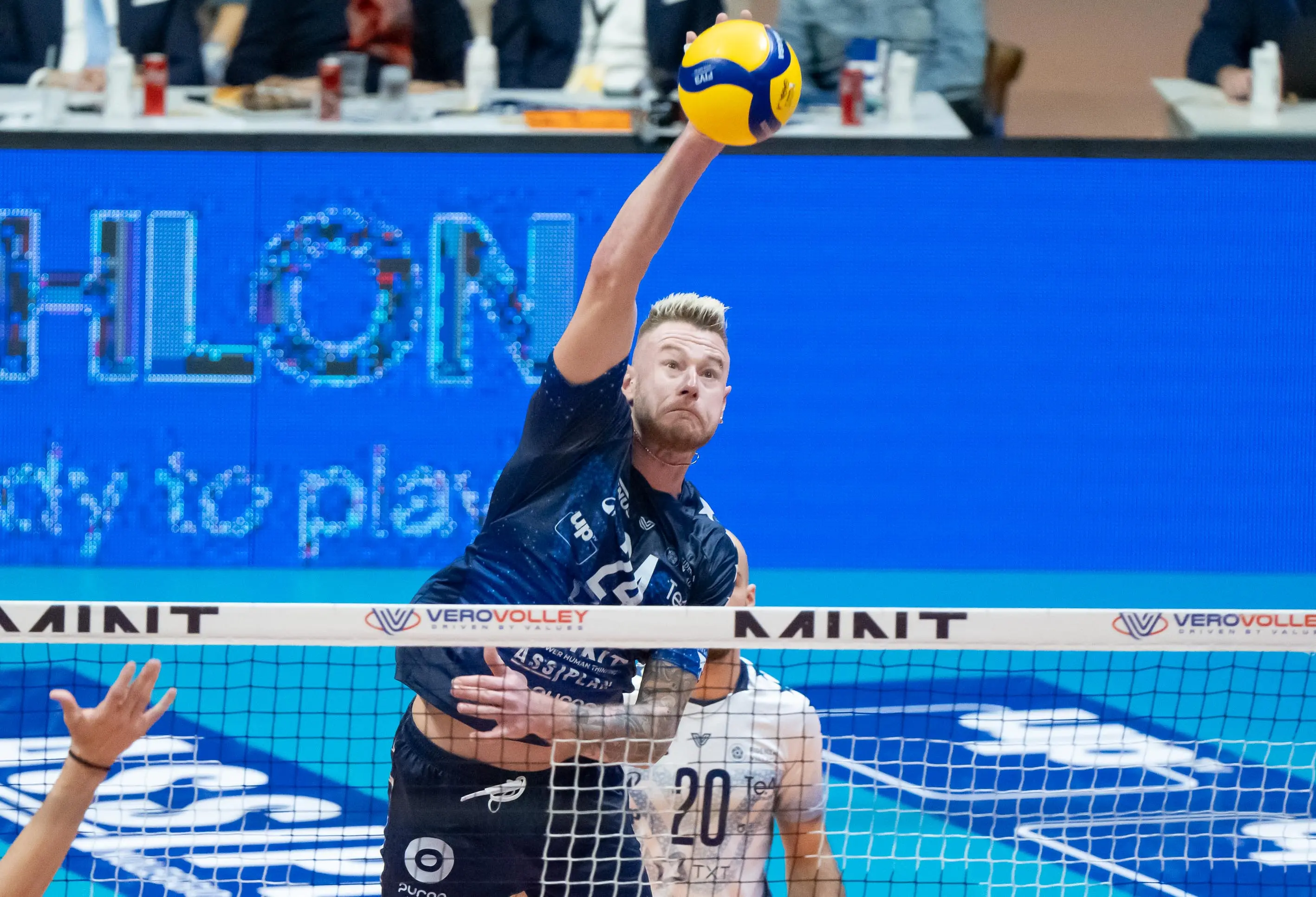 Lo zar Ivan Zaytsev lascia la Vero Volley Monza: da gennaio giocherà con il Galatasaray Istanbul