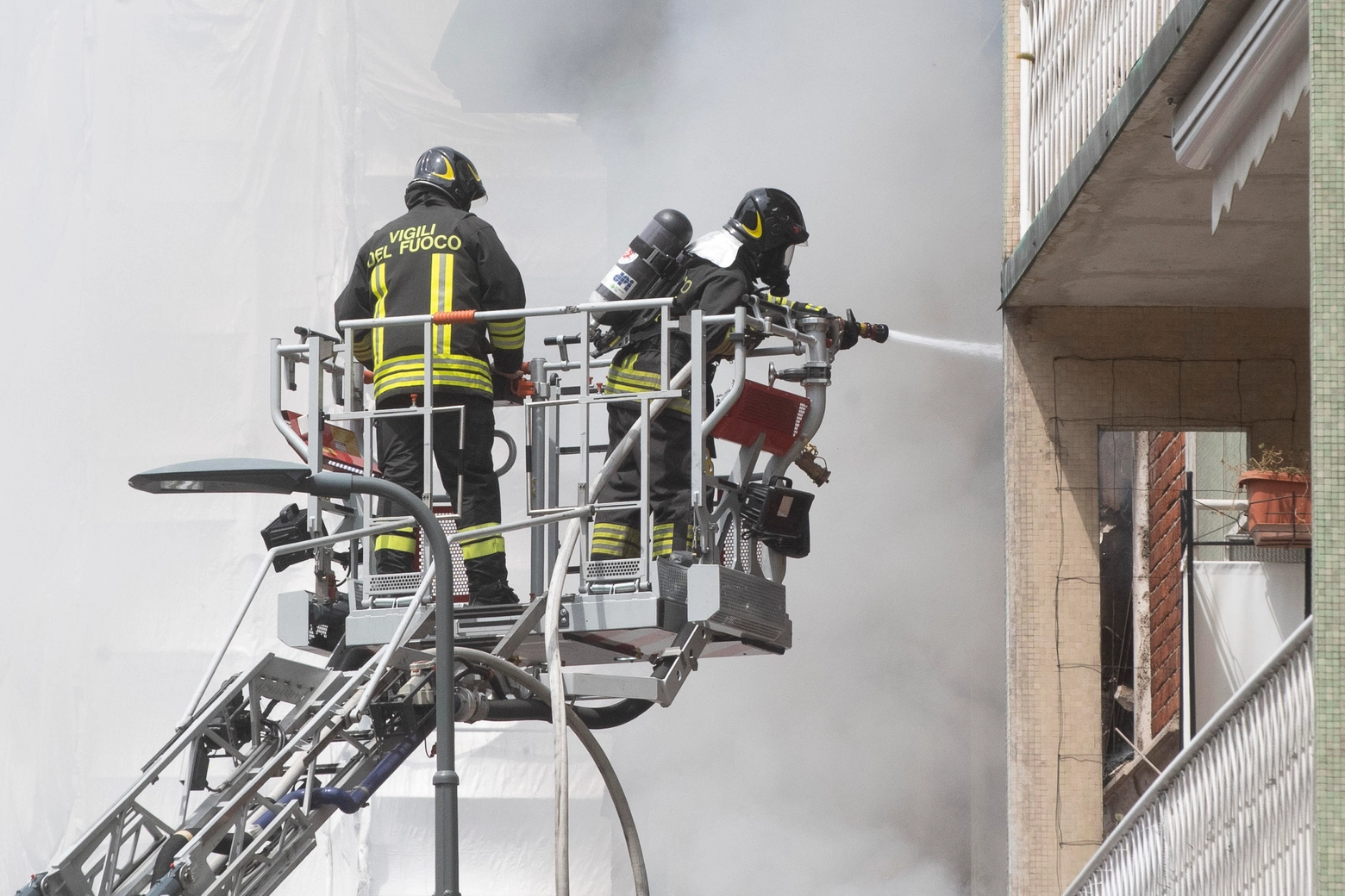 L'intervento dei vigili del fuoco (Fasani)