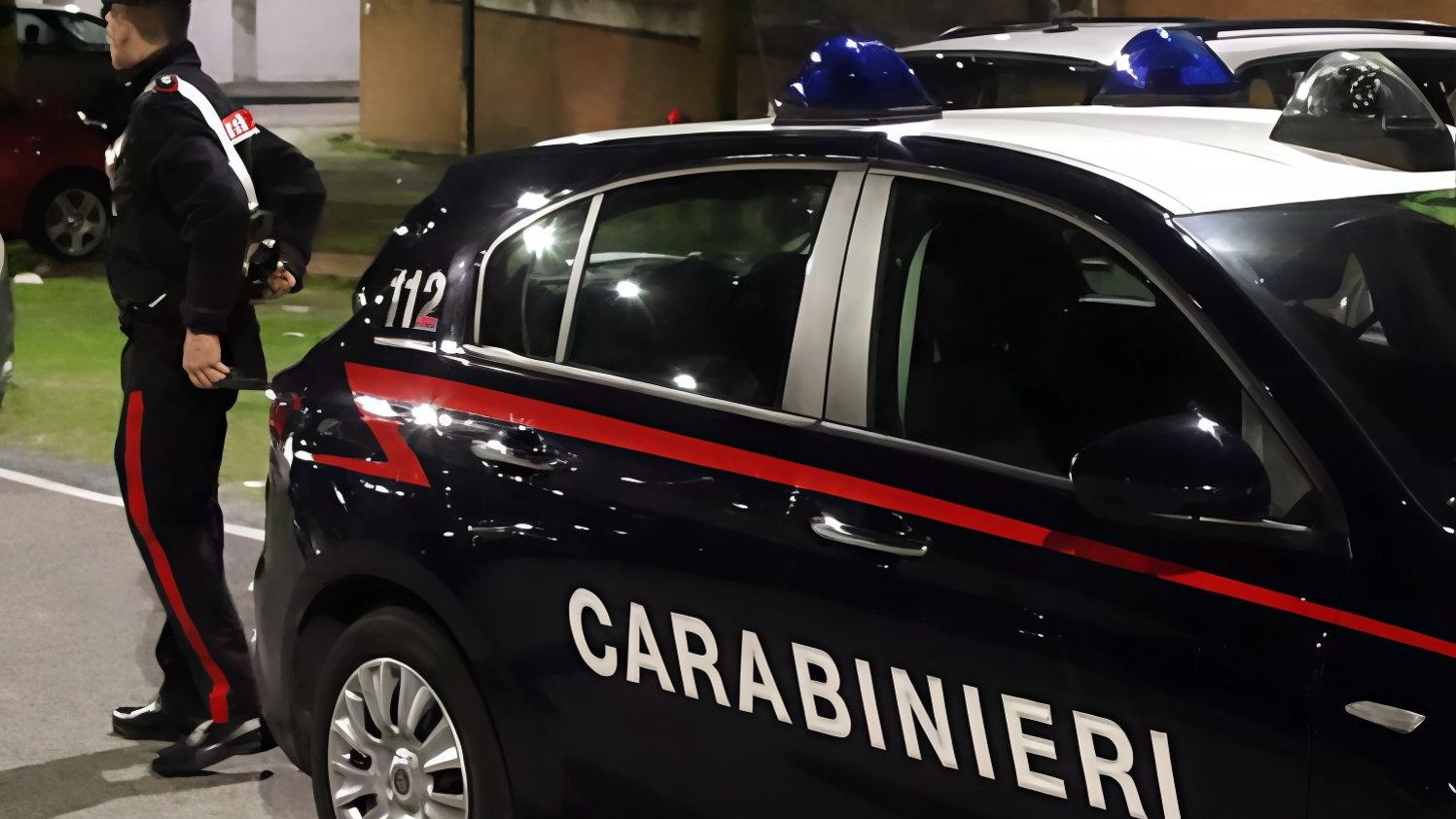 L'uomo arrestato dai carabinieri che pattugliavano la casa della ex