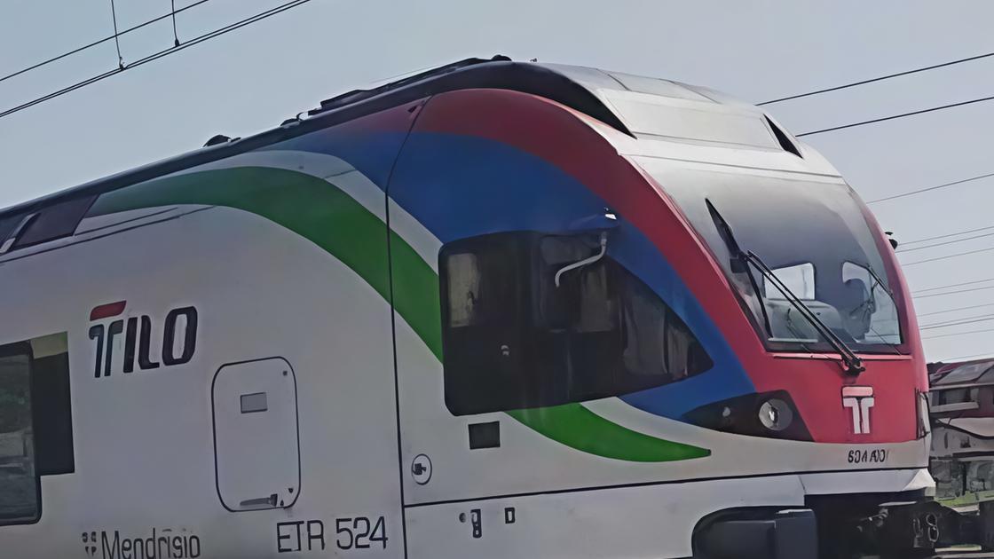 Treno Tilo deraglia oltre il confine. Disagi per i pendolari