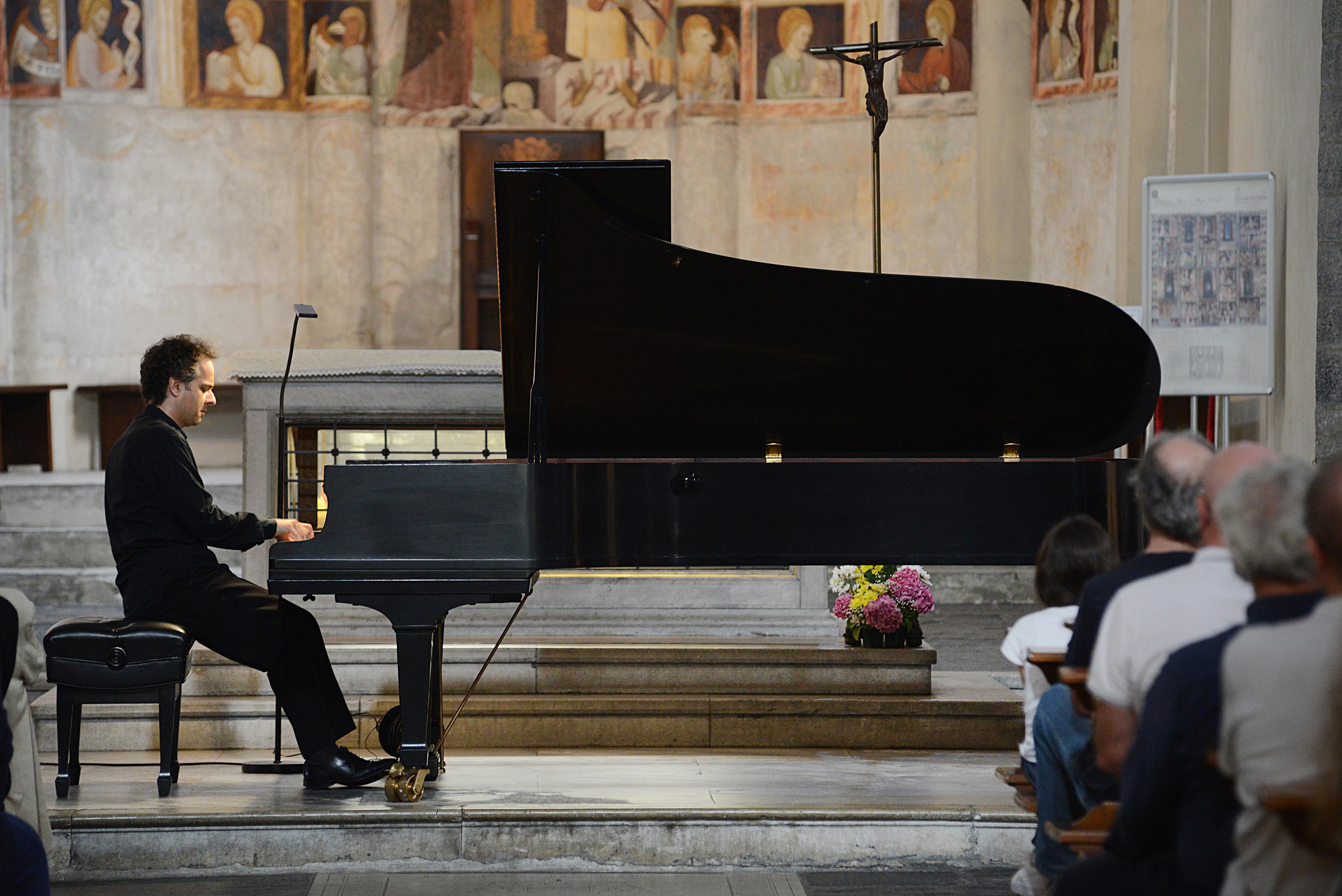 Cantù, Beethoven a tutto campo con le sonate interpretate da Christian Leotta