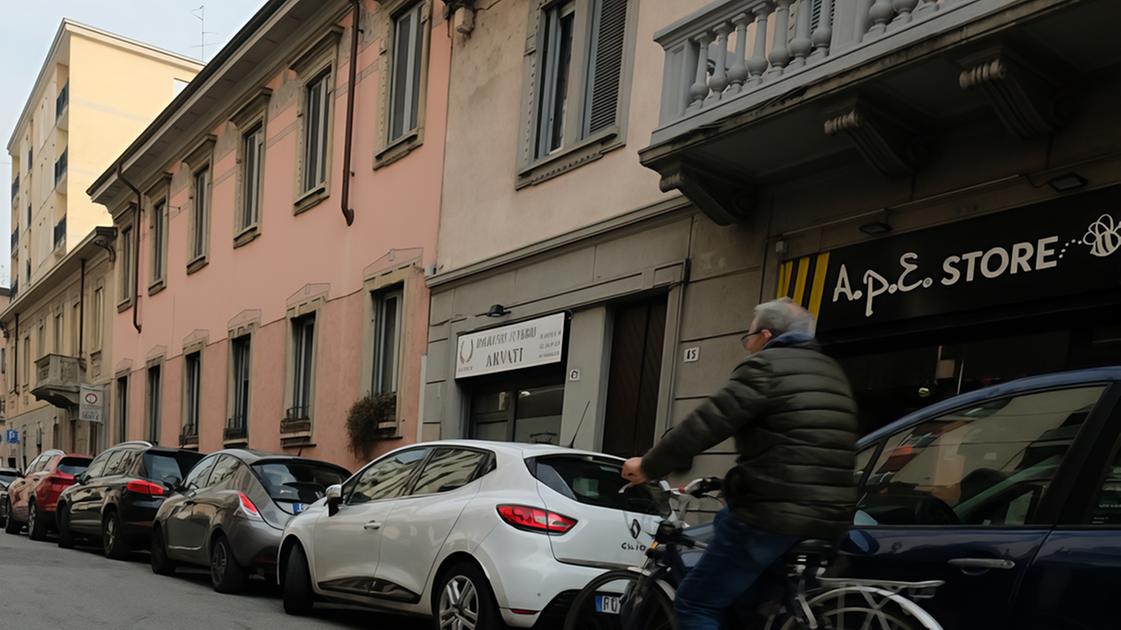 Città a passo d’uomo. Più bici, meno auto. Ecco la mini Area C e le prime Zone 30