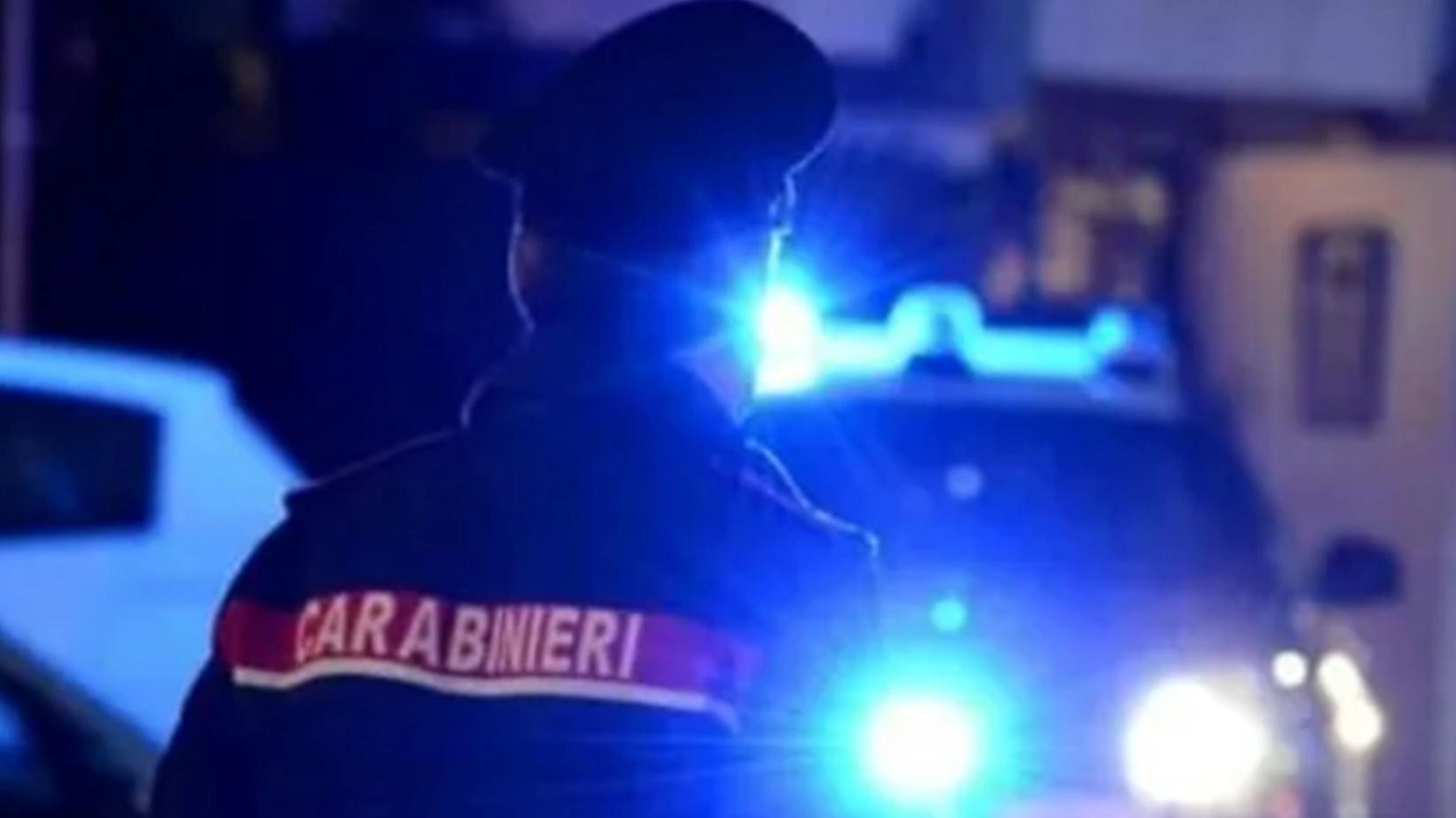 Ruba nelle auto ma viene visto. Arrestato un ventiseienne faentino