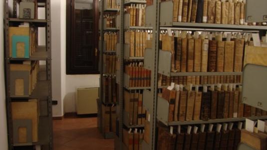 Recuperati in Sicilia 44 antichi volumi rubati dalla biblioteca del Carmelitani scalzi di Milano