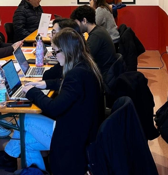 La fiera del lavoro di Afol a Legnano, in fila ottanta candidati per un posto sicuro