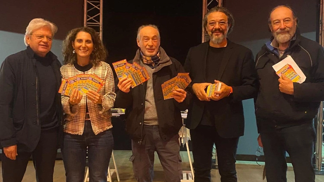 Dopo le nuove regole contro le slot-machine gli studenti di Cernusco «a lezione» in teatro sui rischi della dipendenza