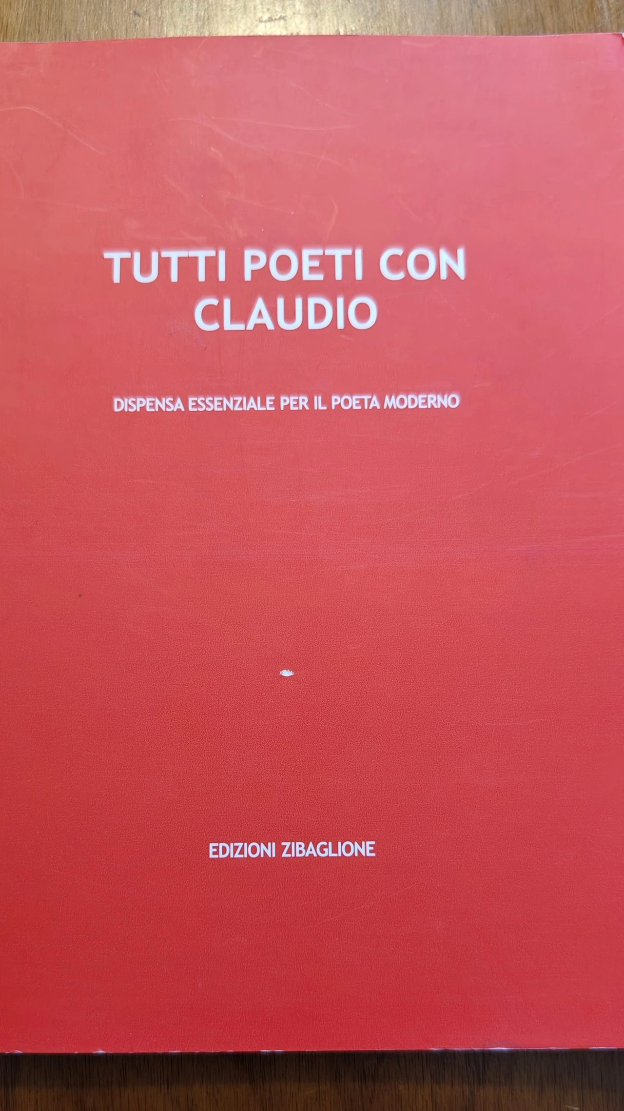 La copertina dell'edizione cartacea di Tutti poeti con Claudio