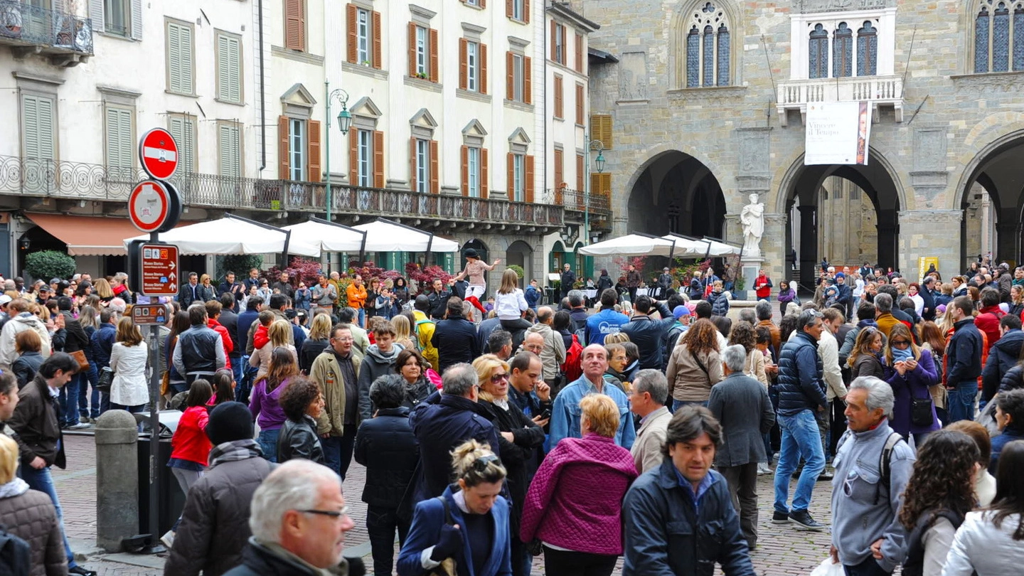 Tra i numeri del bilancio del Comune di Bergamo, spiccano la crescita della tassa di soggiorno che tocca il record dei 2,7 milioni di euro