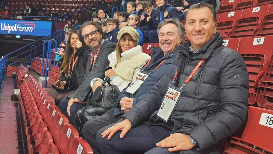 Si conclude oggi l’Isu Short Track World Tour dedicato al pattinaggio di velocità. È una delle discipline più attese in città in vista dei Giochi in programma per il 2026.