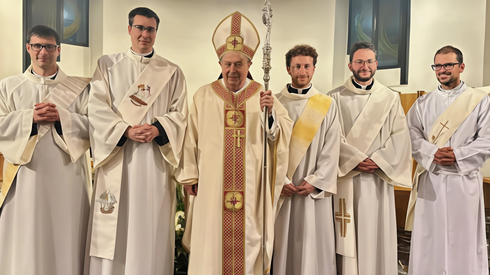 Ordinati cinque sacerdoti: "Sono amici"