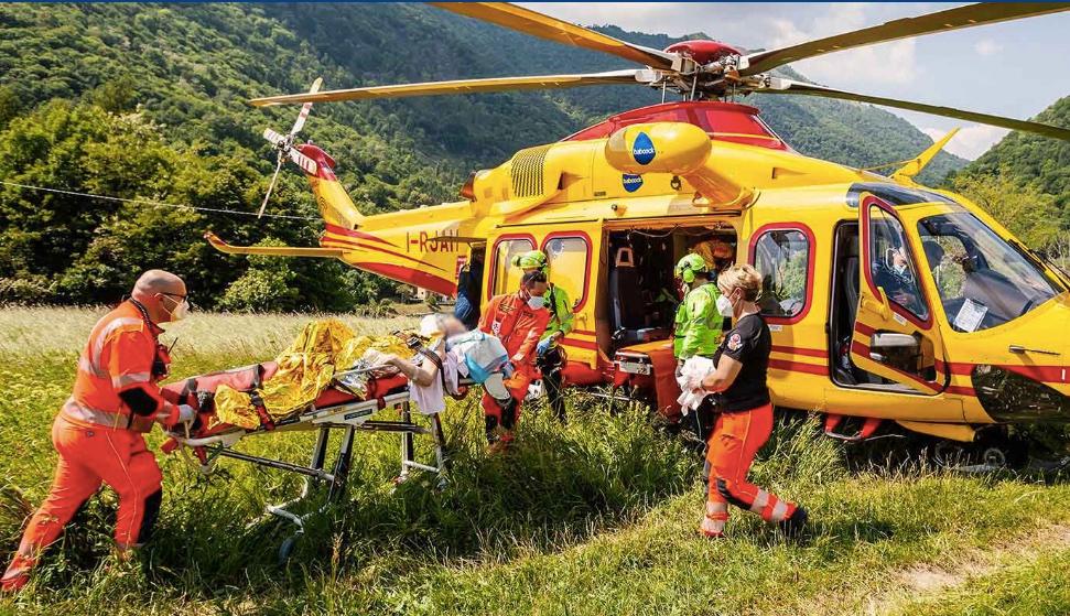 Casnate, scontro auto moto: gravissimi uomo e donna