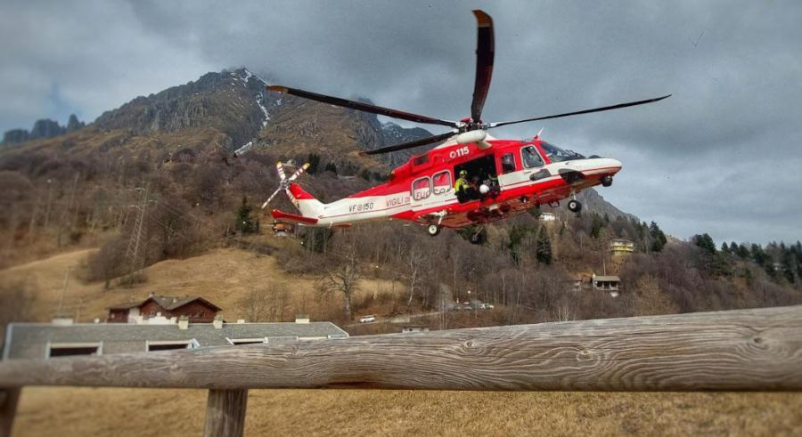 Lecco, due alpinisti bloccati in Grignetta a duemila metri: recuperati con l