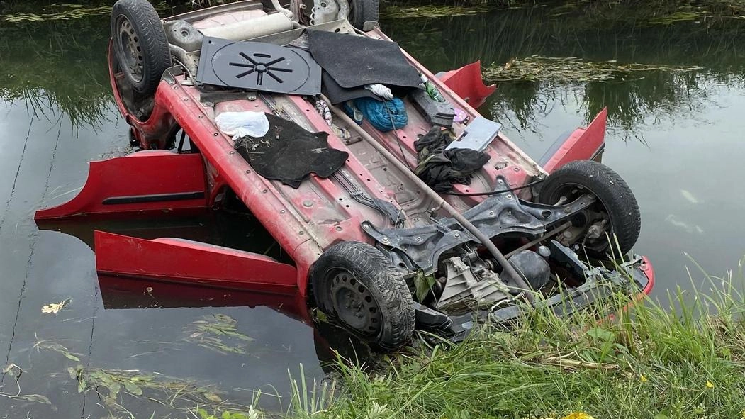 Schianti in auto e moto. Tre croci per la Lomellina