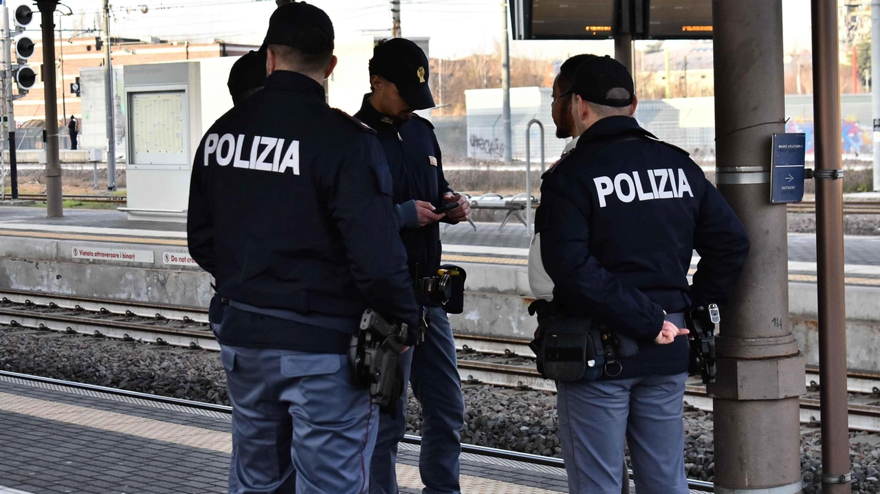 Polizia in stazione per una maggior sicurezza