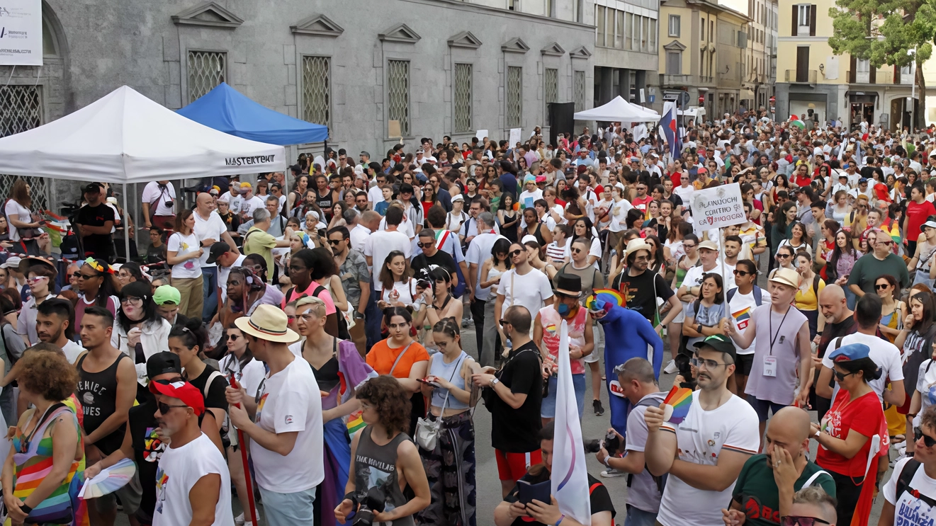 Valtellina arcobaleno. Verso la prima del Pride