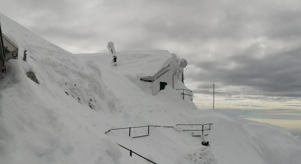 Maltempo e rischio valanghe: il rifugio Brioschi sul Grignone resta chiuso. 