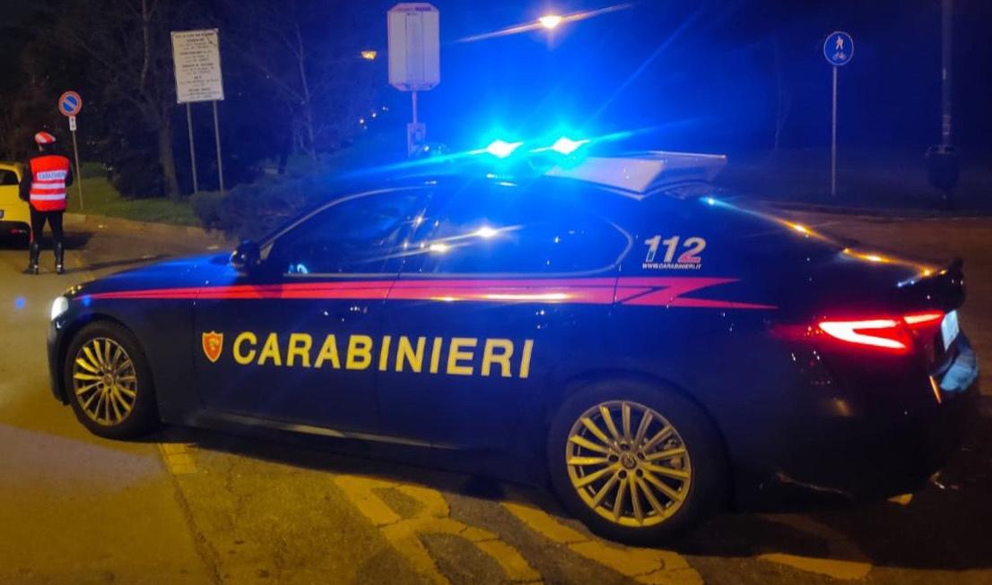 Colpo Di Pistola A Milano Apre Il Finestrino Del Furgone E Spara In