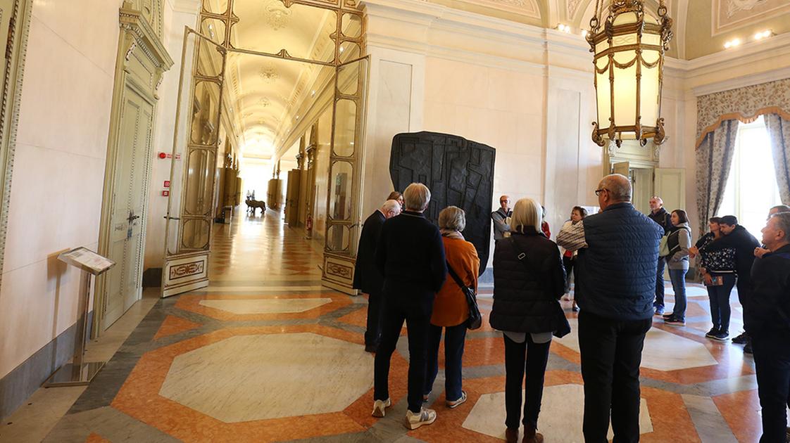 Villa Reale “saccheggiata“, Monza chiama Roma: “Restituiteci i mobili chiusi nei depositi”