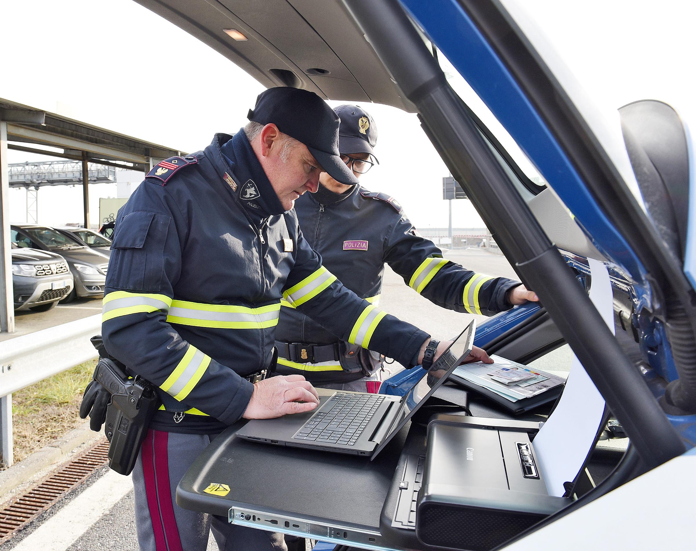 Auto elettriche 