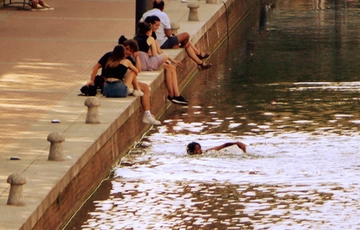 Il sogno dei Navigli balneabili: ci si potrà tuffare in Darsena? Cosa dice l’Arpa