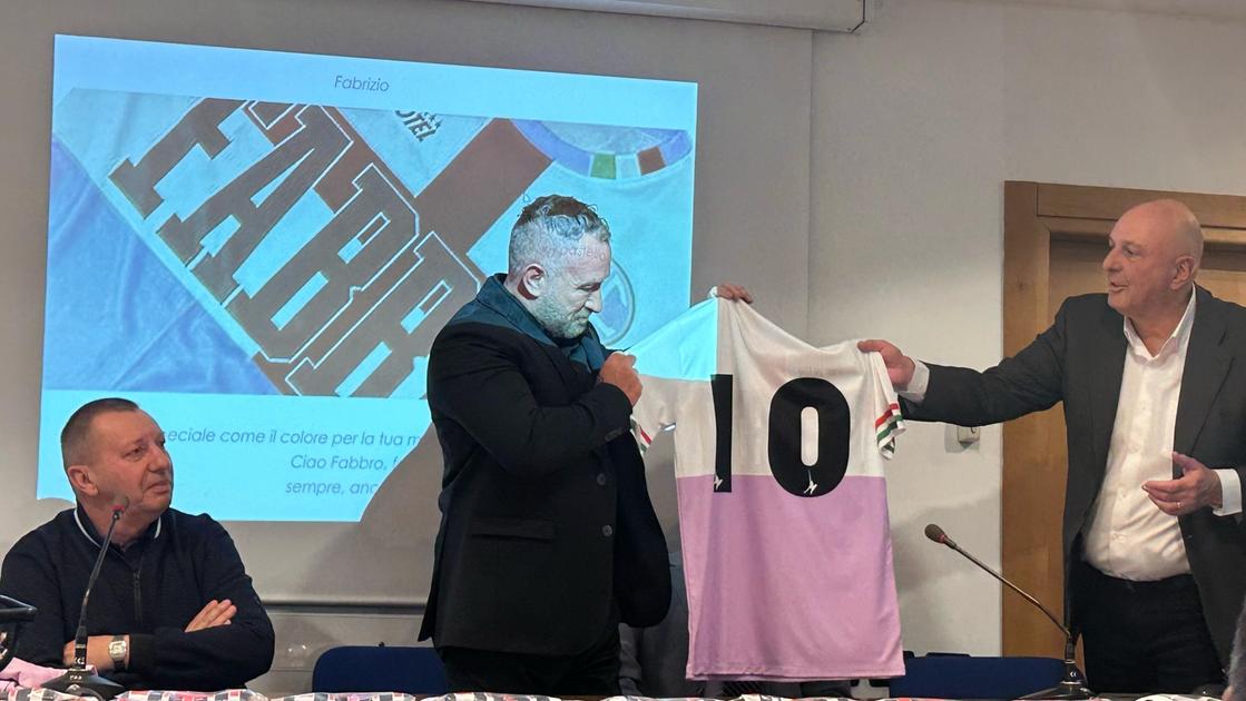 Fabbro, lilla per sempre: il Legnano porterà il nome dell’ultrà scomparso sulla maglia