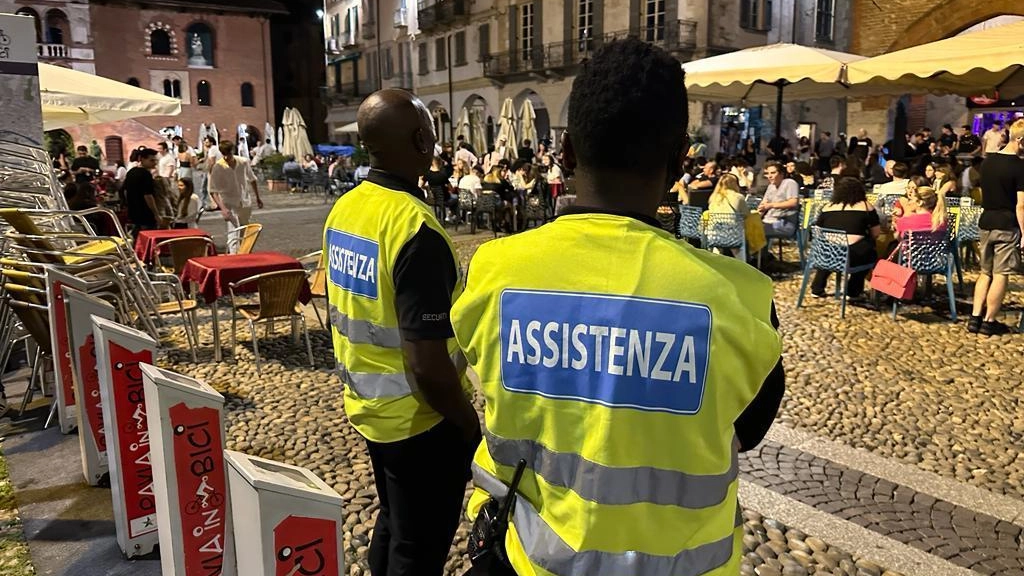 Anche gli steward che operano dalle 22 alle 4 di notte forse non incutono più timore