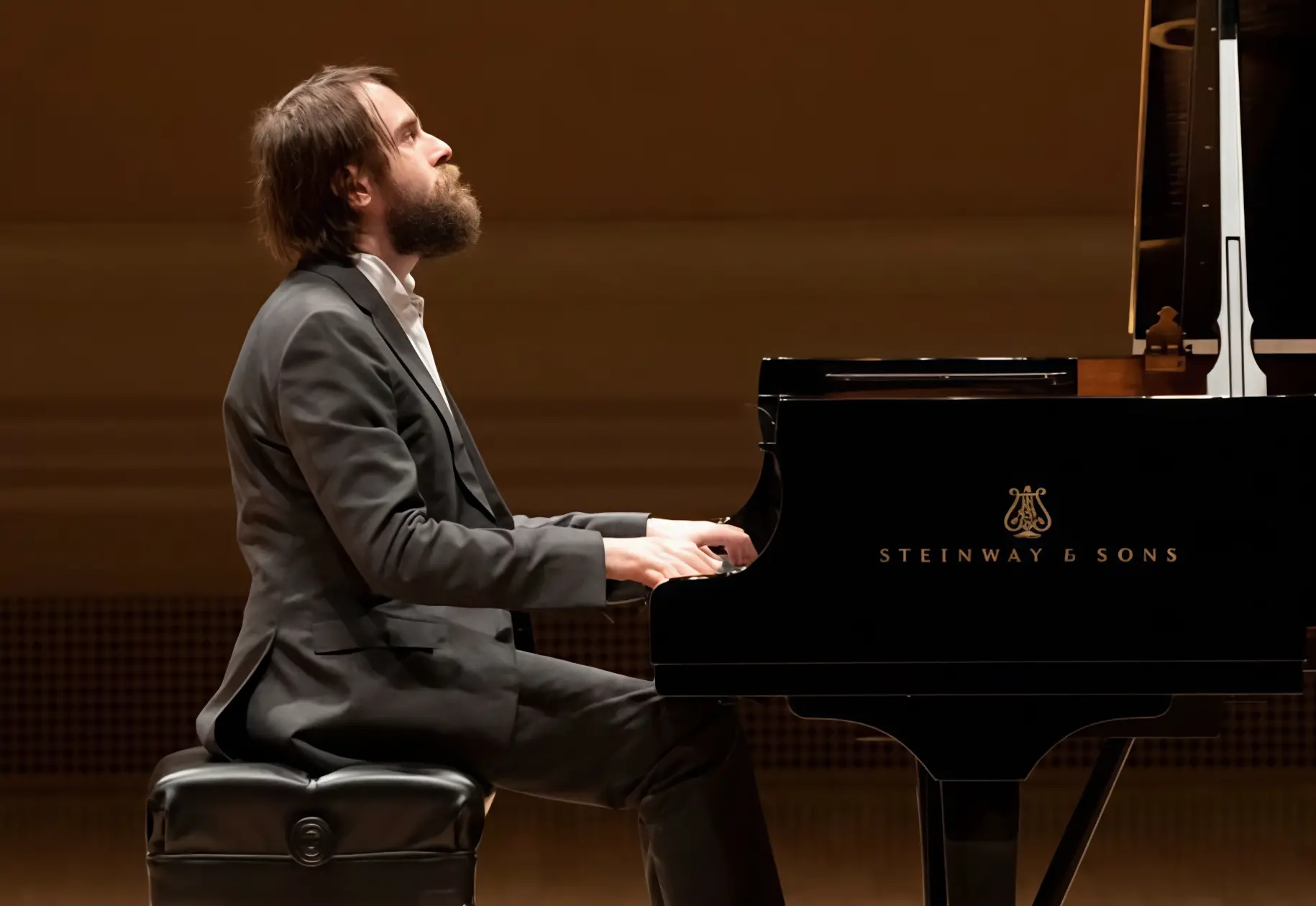 Il virtuosismo di Daniil Trifonov per la magia di Cajkovskij e Chopin