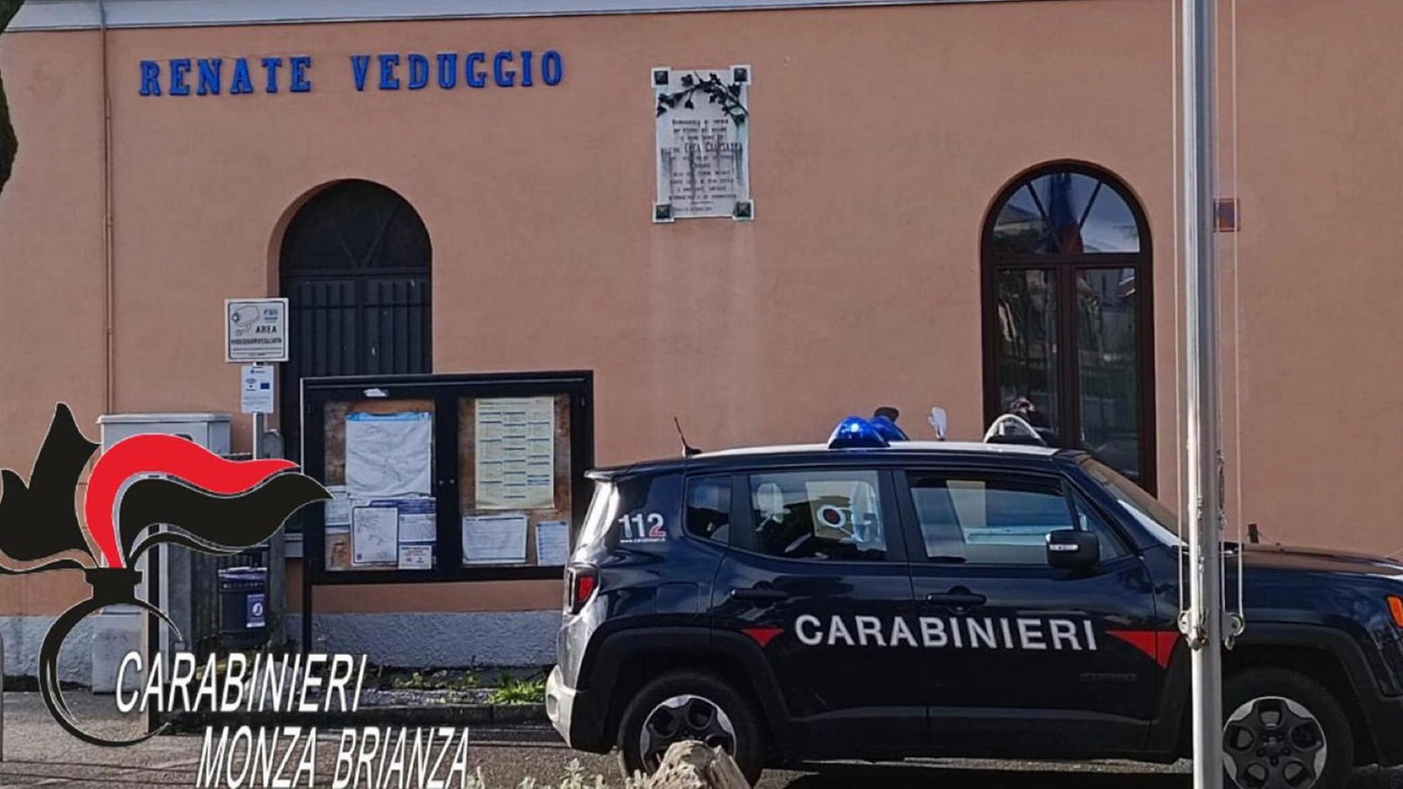 Rapinati dalla baby gang. I carabinieri ne arrestano due. Caccia aperta al complice