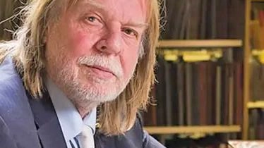 Una leggenda della musica rock, Rick Wakeman (foto), lo storico tastierista degli Yes, fa tappa con il suo tour...