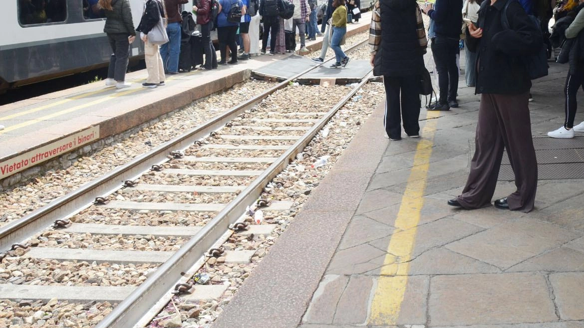 Treni fermi per un week end. La circolazione ferroviaria sulla linea regionale Milano – Lecco – Sondrio – Tirano verrà...