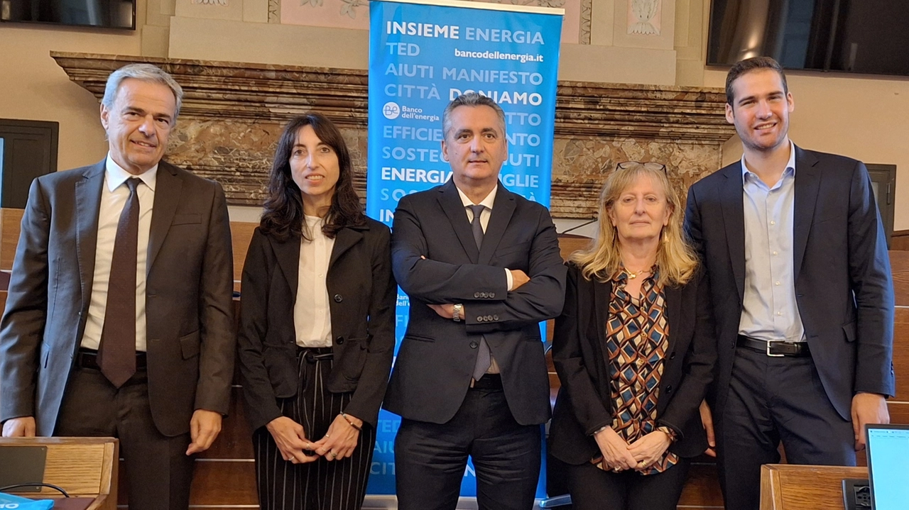 La presentazione di Banco dell’energia, Comune Fondazione Lgh e Casa della comunità