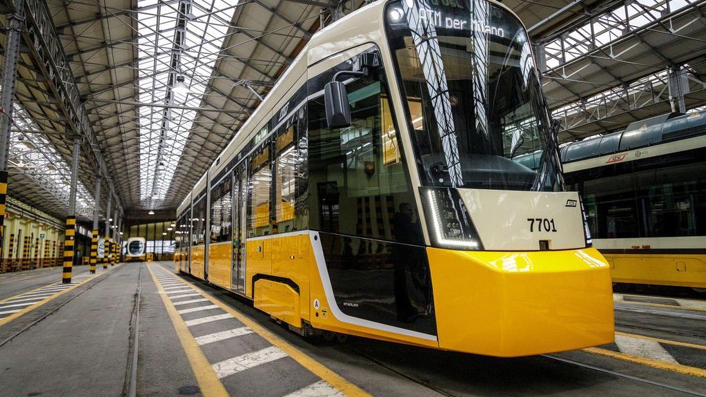 Atm rinnova la flotta sui binari. Due cabine di guida e 10 telecamere. Ecco i Tramlink in arrivo da Valencia